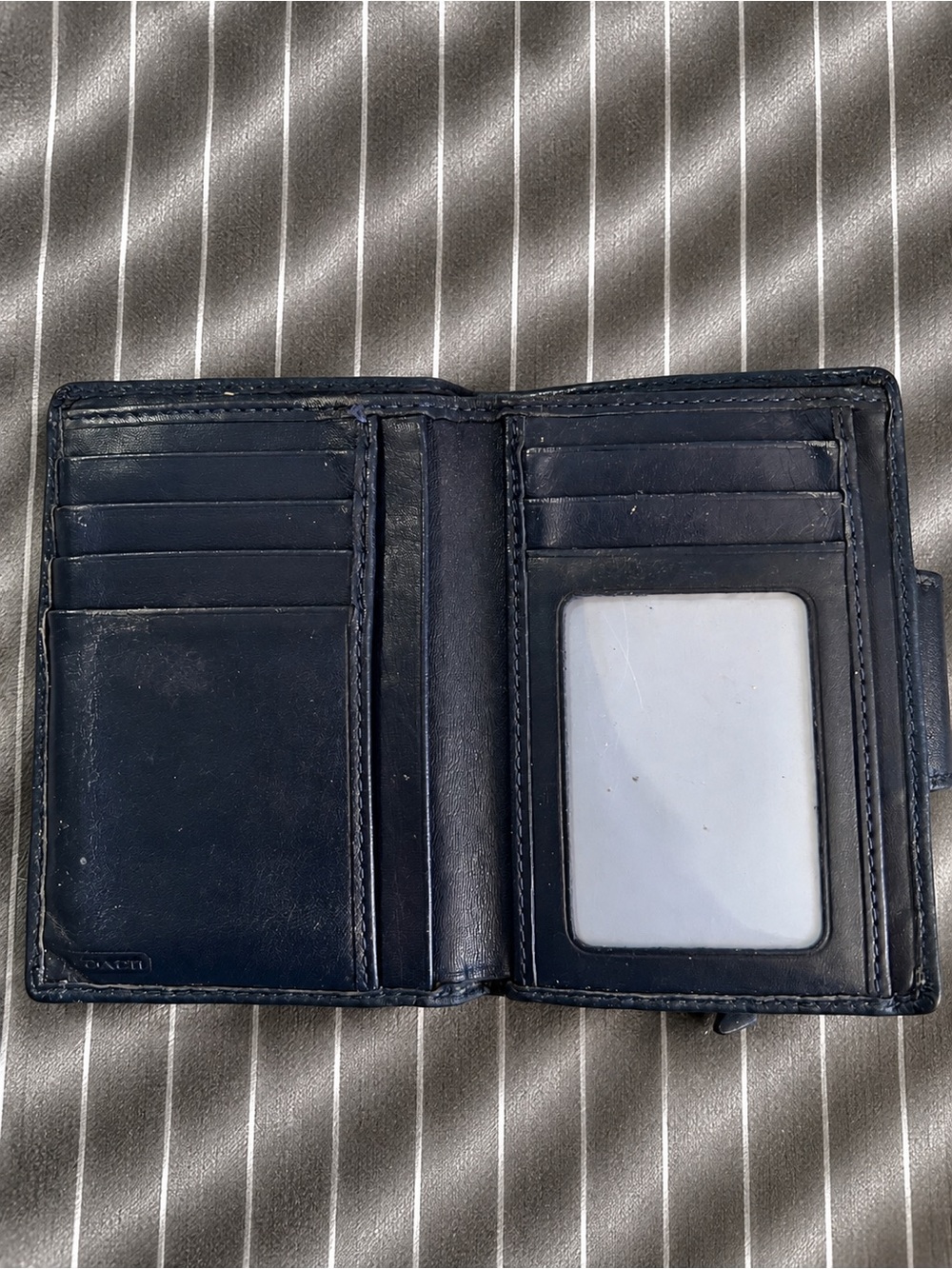 Coach Navy Leather Turnlock Bifold Wallet - Picture 5 of 14